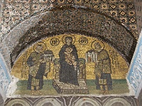 008 DSC2460 Mosaik  1000 Jahre alte Mosaiken wurden unter einer Putzschicht erhalten.