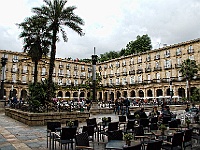 013  Die Plaza, der Treffpunkt in allen größeren spanischen Städten.